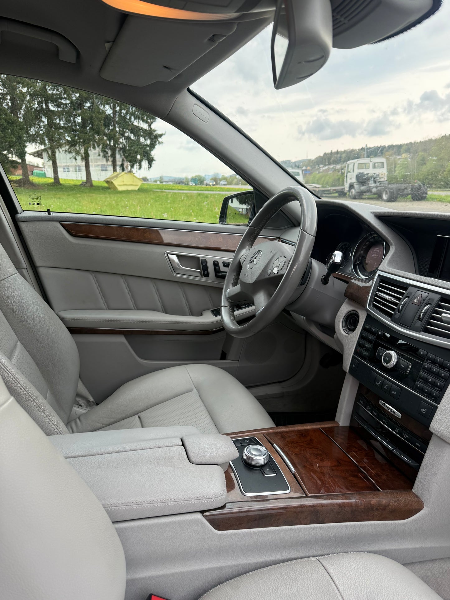 Mercedes E 300 4 Matic Elegance